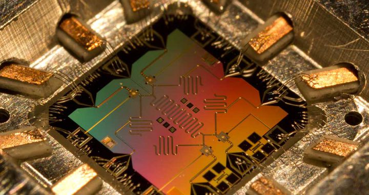 An Introduction to Quantum Computing